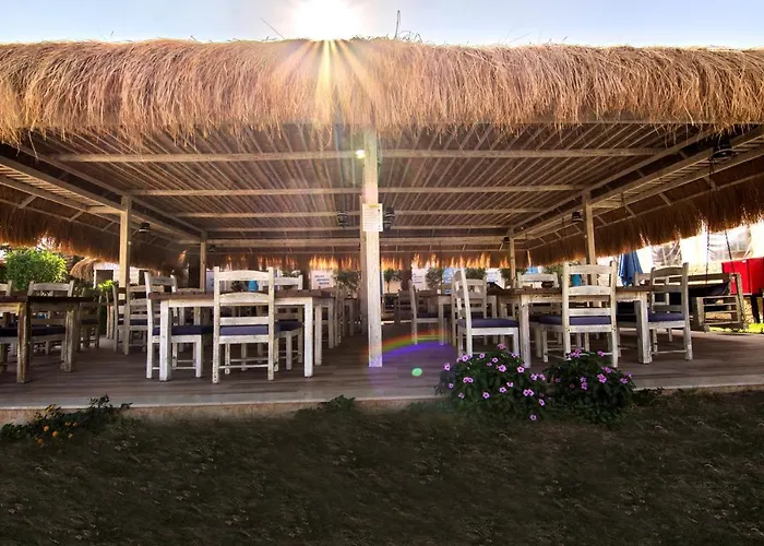 Otel Ajira Boutique Marina