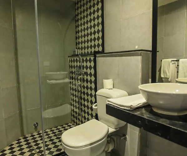 Hotel Ajira Boutique Marina 4*