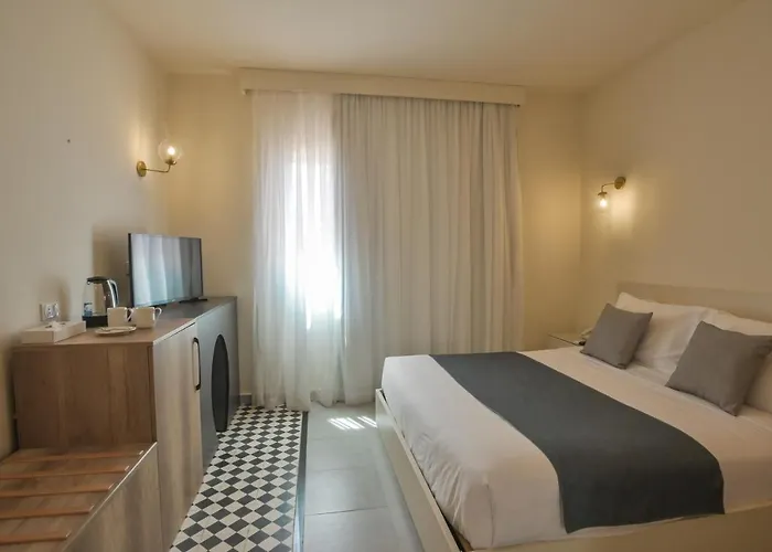 Ajira Boutique Marina Hotel 4*