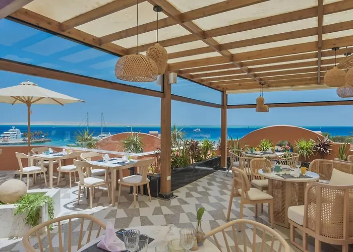Ajira Boutique Marina 4*