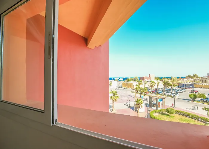Ajira Boutique Marina 4*