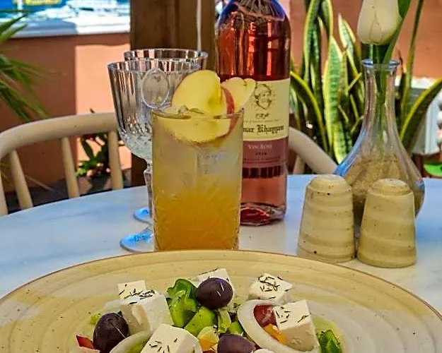 Hotel Ajira Boutique Marina 4*